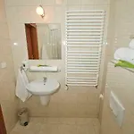 Hotel H6 Major Travel & Business, Free Parking Cracovia