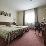 Hotel H6 Major Travel & Business, Free Parking 3*