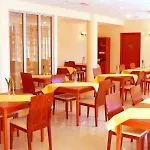 Hotel H6 Major Travel & Business, Free Parking