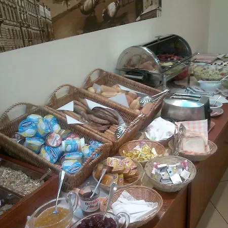 Otel H6 Major Travel & Business, Free Parking