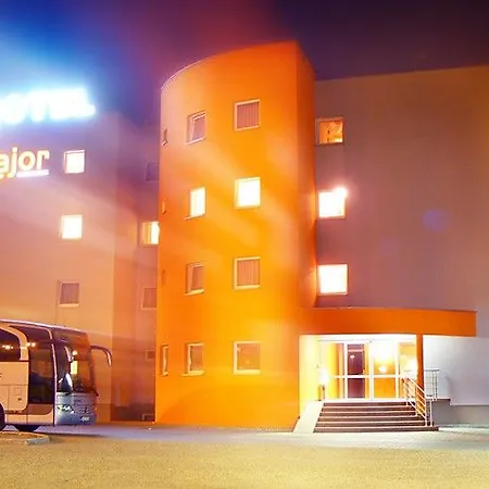 H6 Major Travel & Business, Free Parking Szálloda