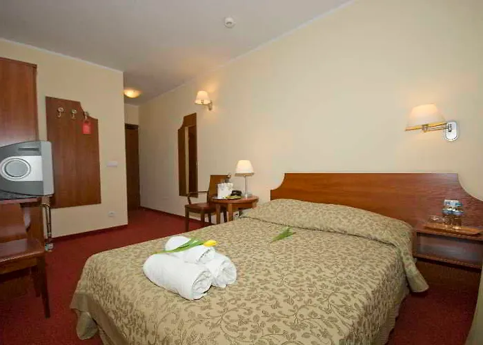 H6 Major Travel & Business, Free Parking 3*