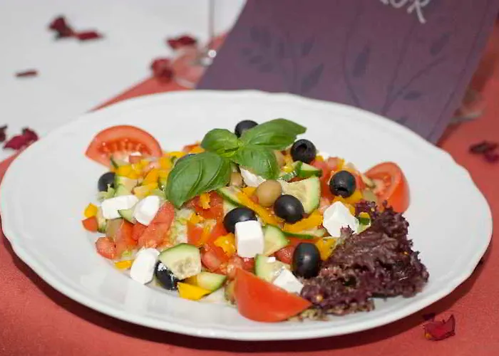 H6 Major Travel & Business, Free Parking