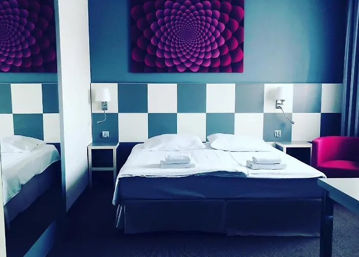 Hotel H6 Major Travel & Business, Free Parking Cracóvia